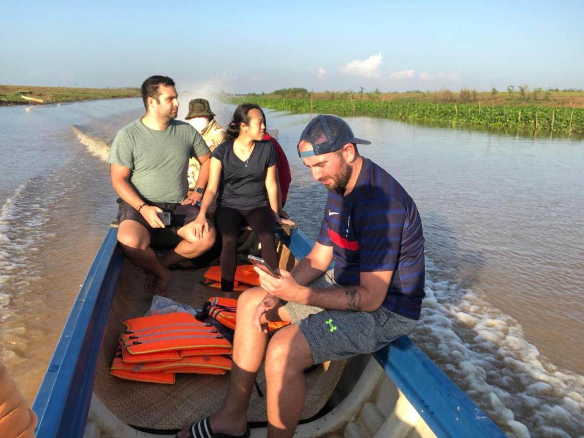 St 63 Home Stay & Tour Kampong Khleang Екстериор снимка