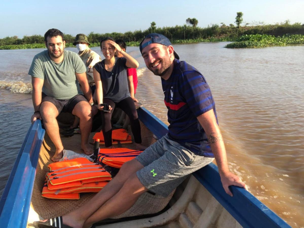St 63 Home Stay & Tour Kampong Khleang Екстериор снимка